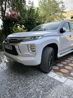میتسوبیشی پاجیرۆ سپۆرت